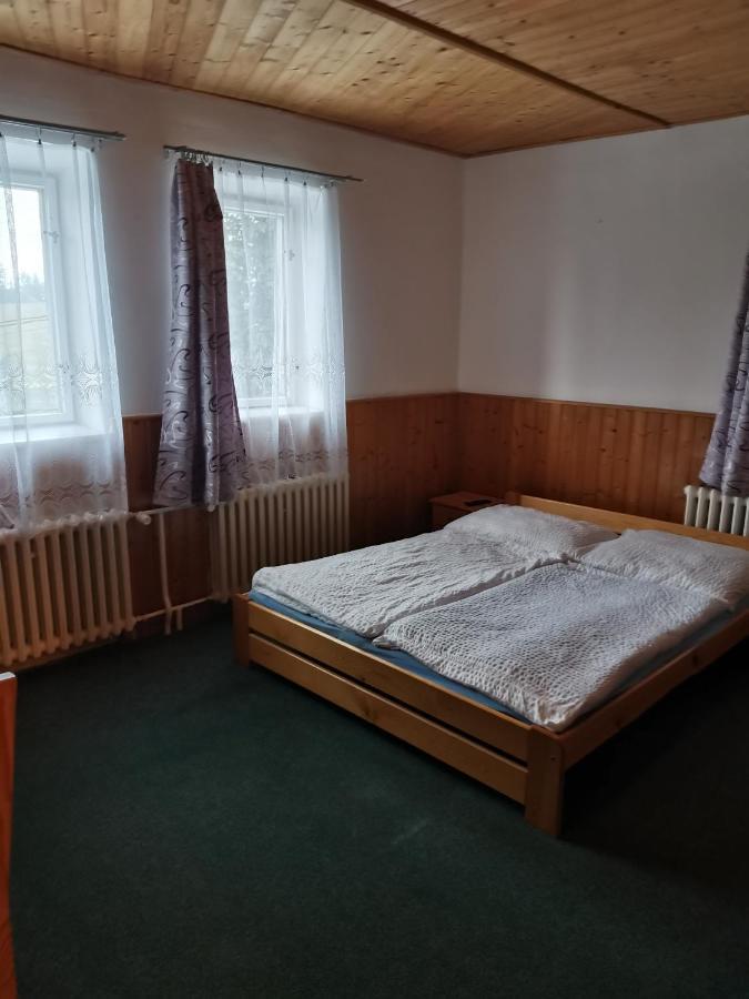 Penzion U Hrocha Lučany nad Nisou 외부 사진
